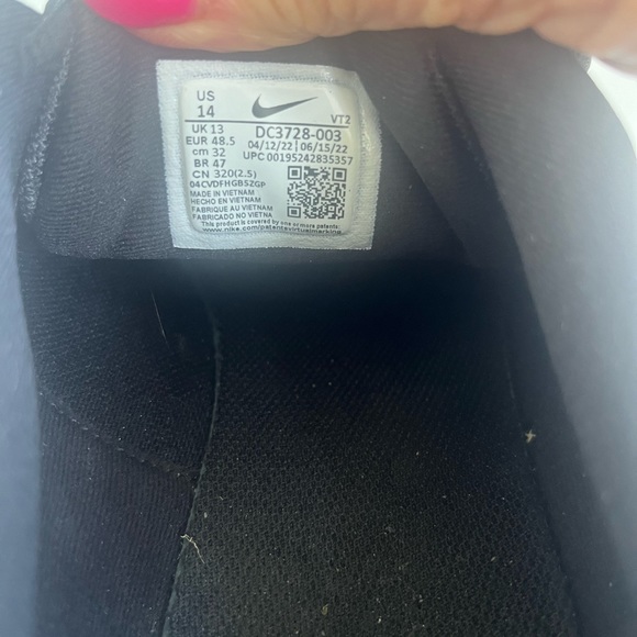 Nike Revolution 6 men’s 14 sneaker shoes black white DC 3728-003 - Picture 12 of 15